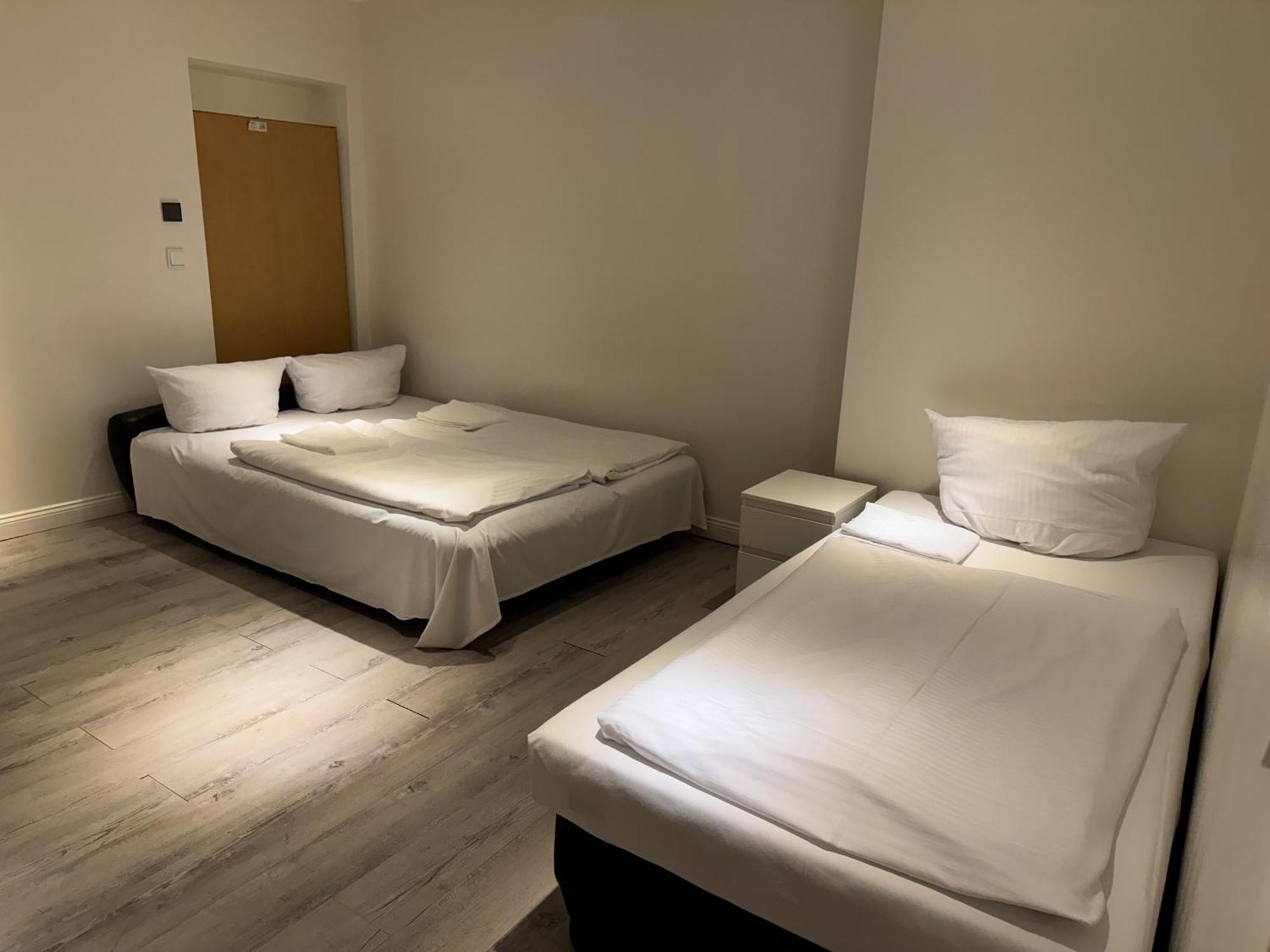 דיסלדורף Avi City Apartments Mainhouse מראה חיצוני תמונה